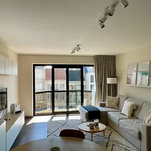 Appartement 4 P A 50 M De La