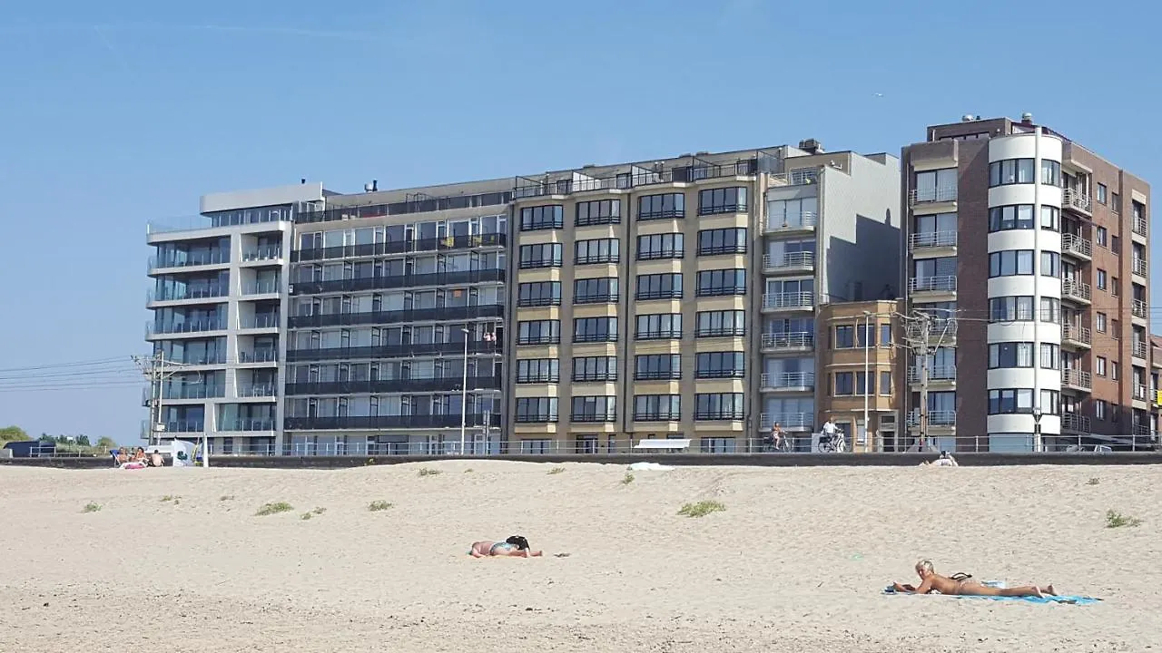 Astoria Appartement Zeedijk Oostende